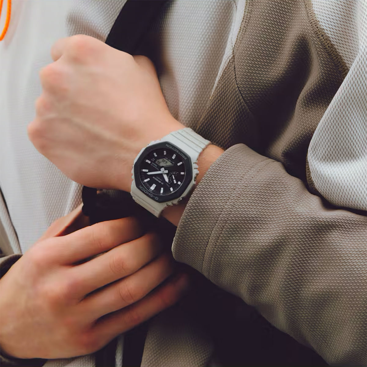 Reloj Casio G-Shock GA-B2100LUU-5ADR