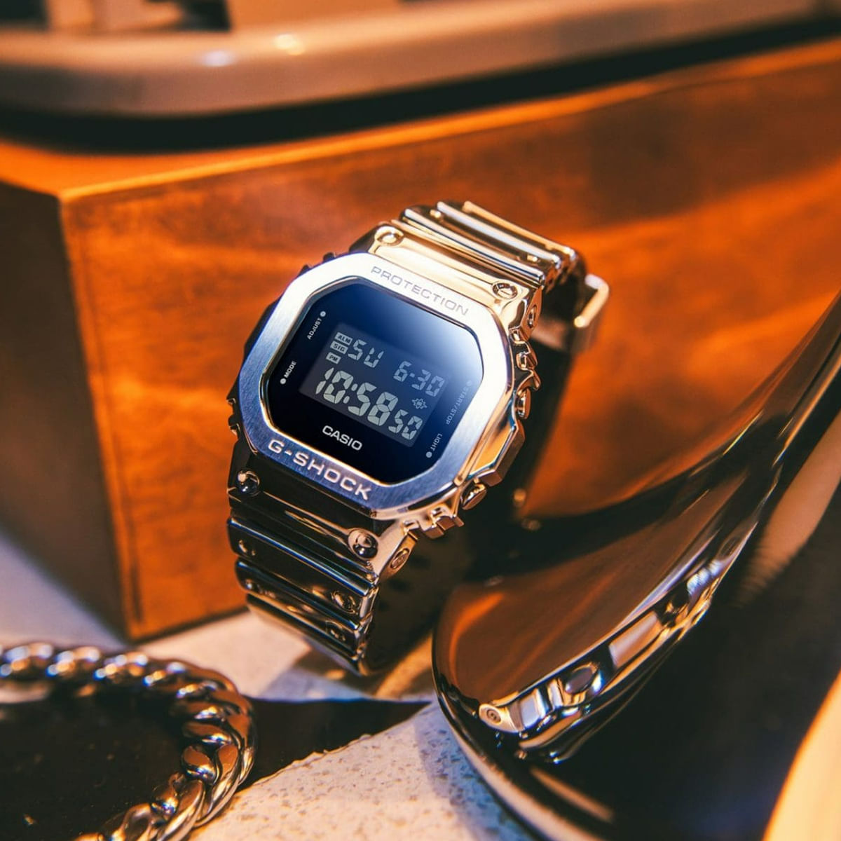 Reloj Casio G-Shock GM-5600YM-8A8DR
