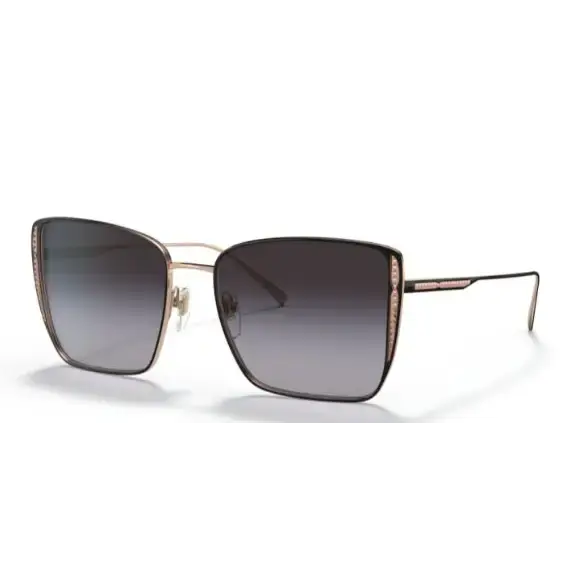 Gafas de sol Bvlgari con armazón negro y dorado