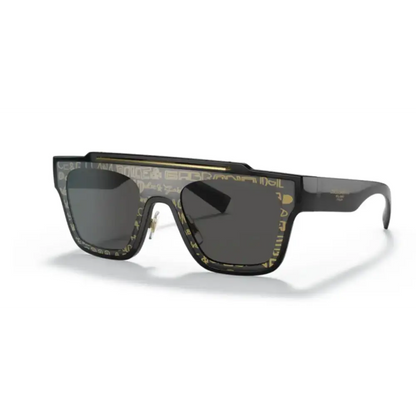 Gafas de sol en negro y dorado con lente gris oscuro