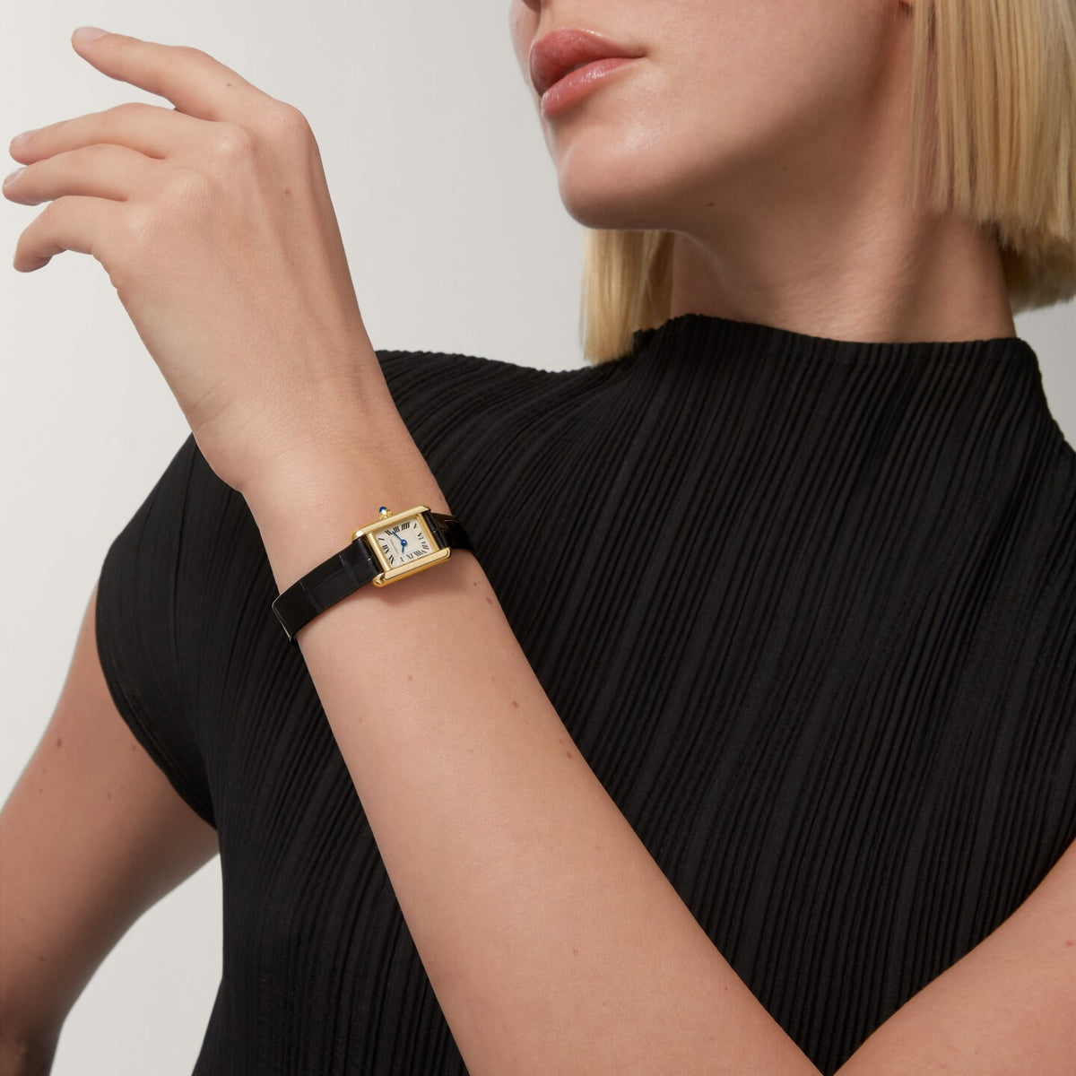 Reloj Cartier Tank Louis Cartier Mini Oro Amarillo Aligátor WGTA0352